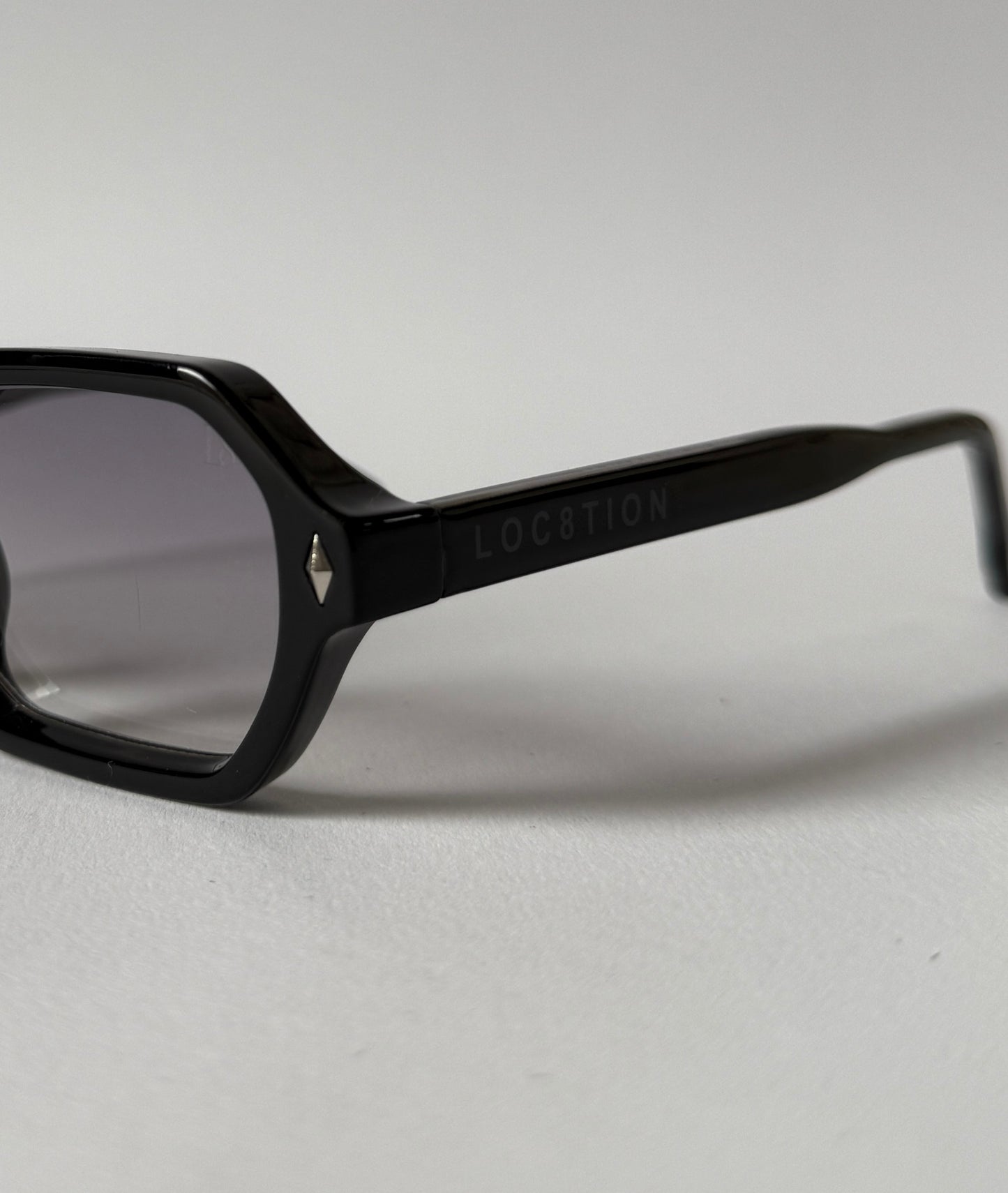 Loc8tion zonnebril "light purple"