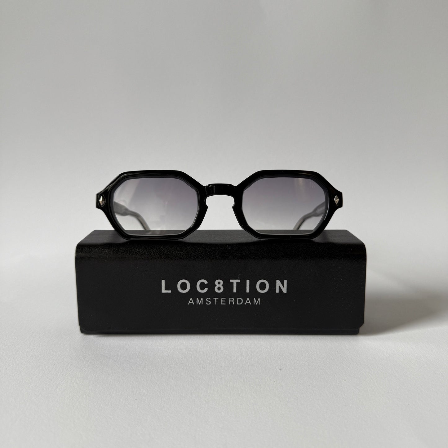 Loc8tion zonnebril "light purple"